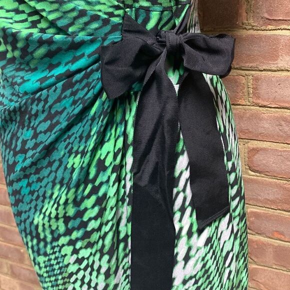 Taylor Green Multi Ruched Shirt Sleeve Dress Size 12 - Picture 4 of 8